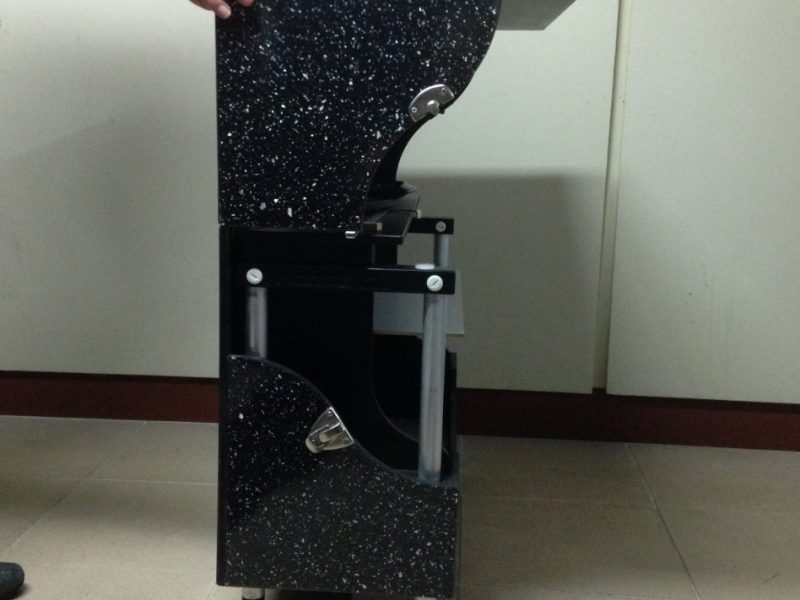 Table Valise fabrication Mephisto
