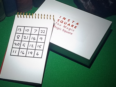 Instasquare - Martin LEWIS
