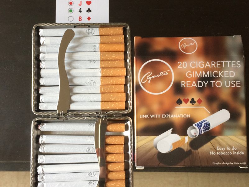 Cigarettes (dos Bleu) des French Twins