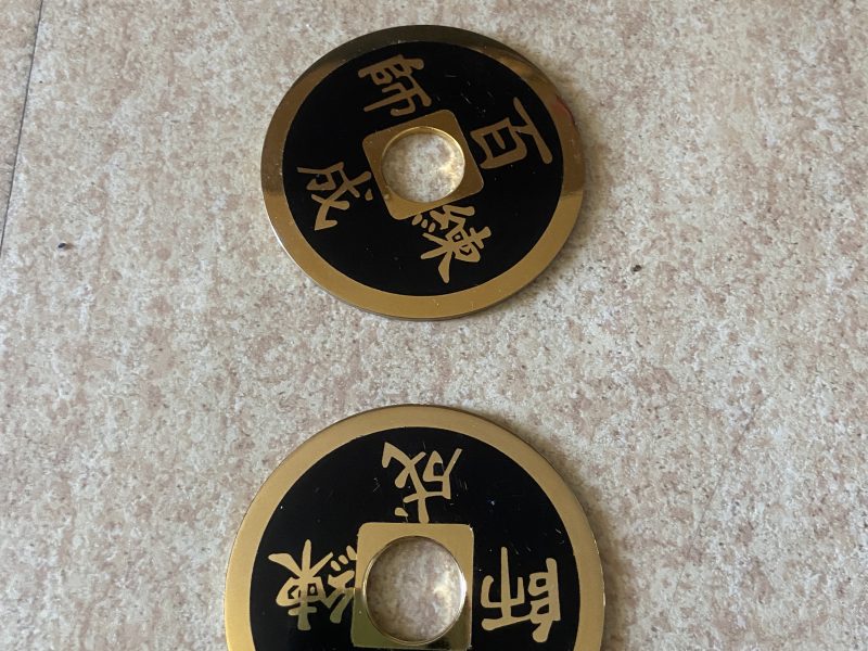 Pièces Jumbo Flipper Coin 2 euros (70 mm) + Coquille + 2 pièce chinoises jumbo (LUNATES)