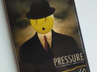 PRESSURE : Pénétration d'un téléphone dans UN ballon. UN MIRACLE !