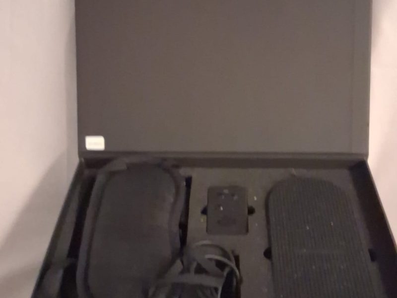 **Vends Psy Touch de Léon — comme neuf, utilisé une seule fois**